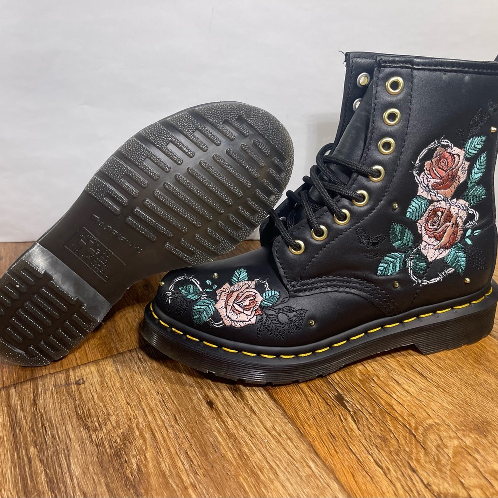 Dr Martens 1460 Vonda Chain Floral - Picture 6 of 9